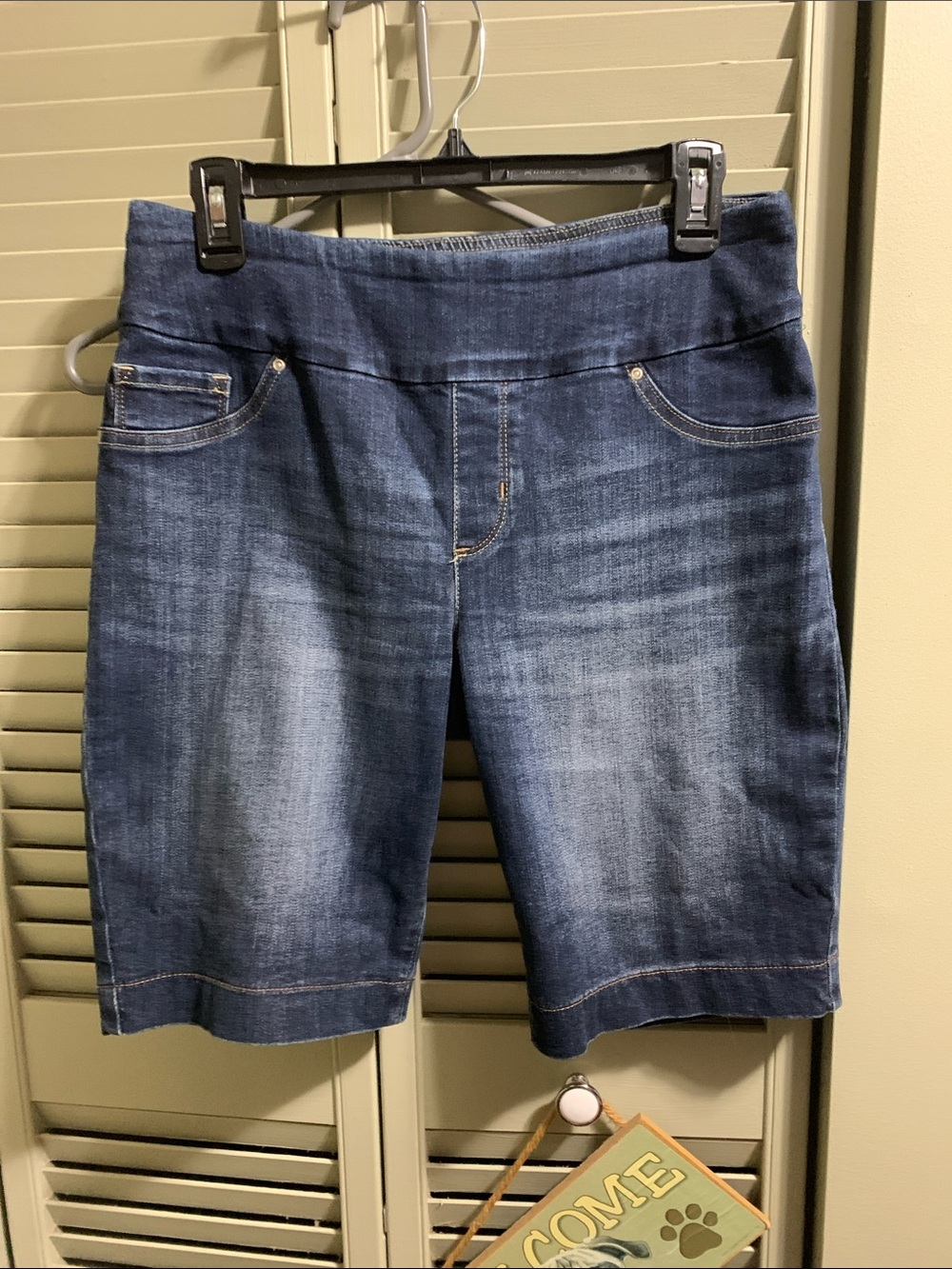 Lee Women's Mid-Rise Indigo Denim Bermuda Shorts